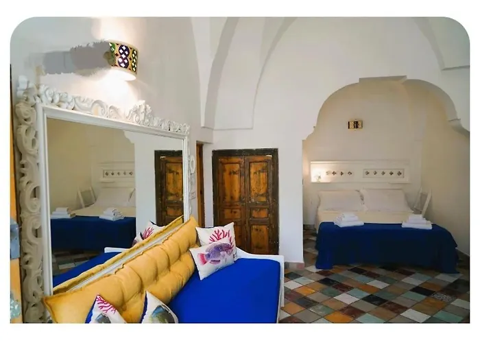 Domus Magistri Дом отдыха Остуни