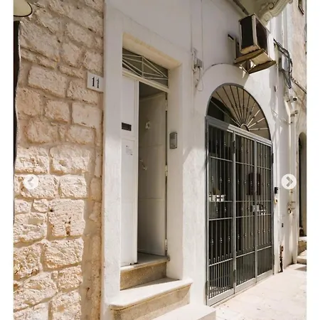 בית נופש Domus Magistri אוסטוני
