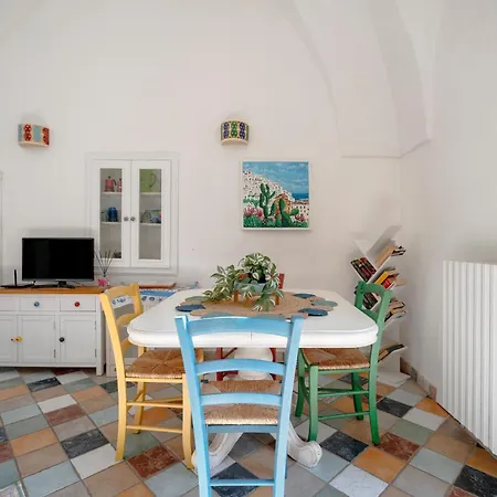 Domus Magistri Ostuni